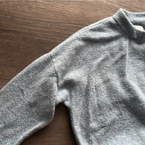 Abercrombie & Fitch Light Blue Cropped Crewneck Sweater - Picture 5 of 7